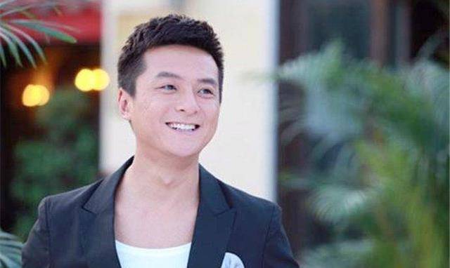 朱雨辰和他妈妈(朱雨辰有爸爸吗)