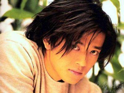 他是外界看好的四大天王接班人,却被向华强的妻子给毁了。