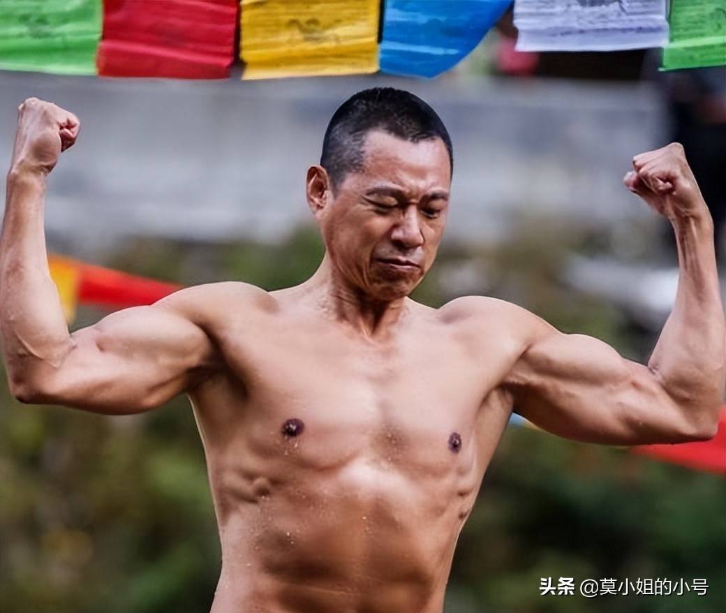 成熟大叔型明星(成熟大叔男明星)