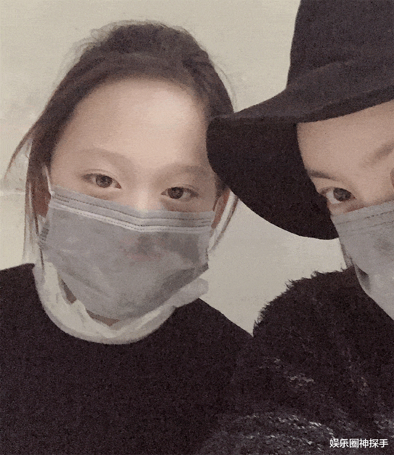 39岁的高露有两个孩子。女儿凹造型太美，4岁的儿子却像爷爷。