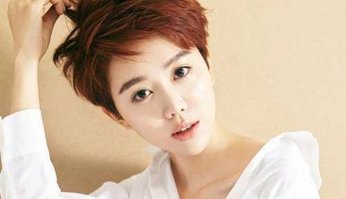 朱雨辰和他妈妈(朱雨辰有爸爸吗)