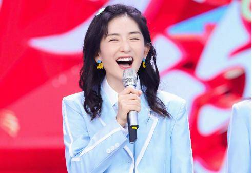 从“太阳女神”到争议不断,娜娜做了什么?黄磊曾评价:人生浅薄。