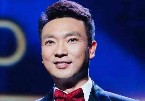 她曾经是“最美电视女主持人”，43岁的欧阳夏丹。现在好事终于来了！