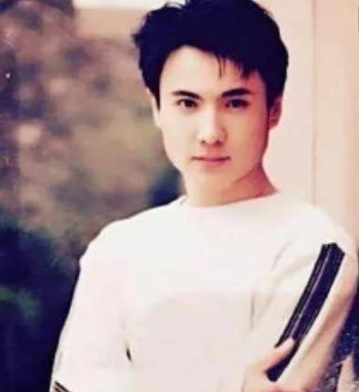 沈腾和沙溢年轻照片(沈腾沙溢看小鲜肉)