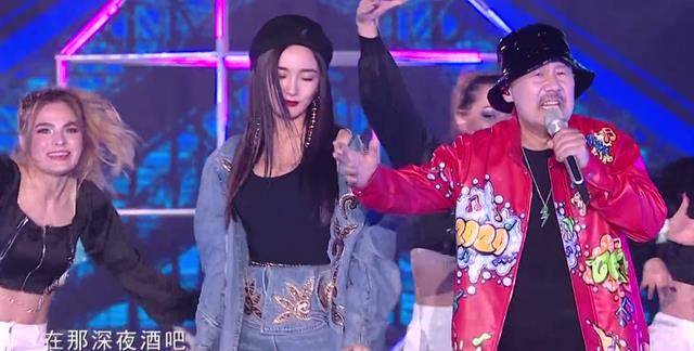 腾格尔唱的野狼disco视频(腾格尔翻唱的野狼disco)