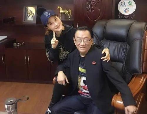 幸福是令人羡慕的,只是你不知道而已!这八个贪得无厌的明星干得不错。