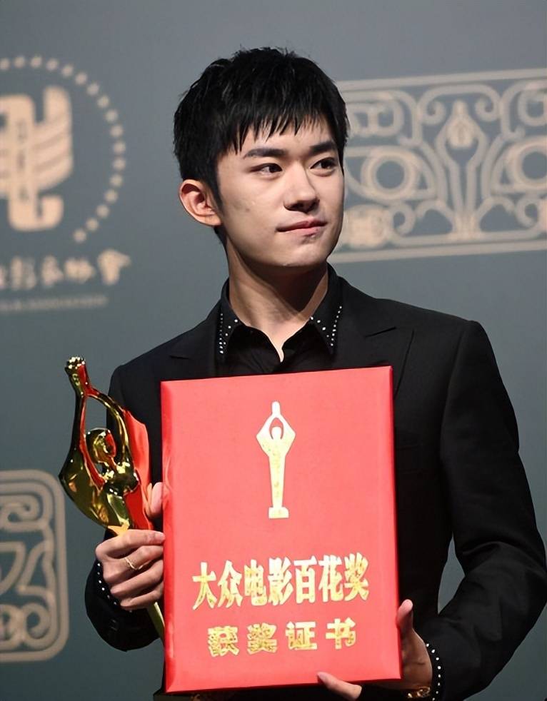 杰克逊易:考官被问及他的特权。他动了谁的奶酪?