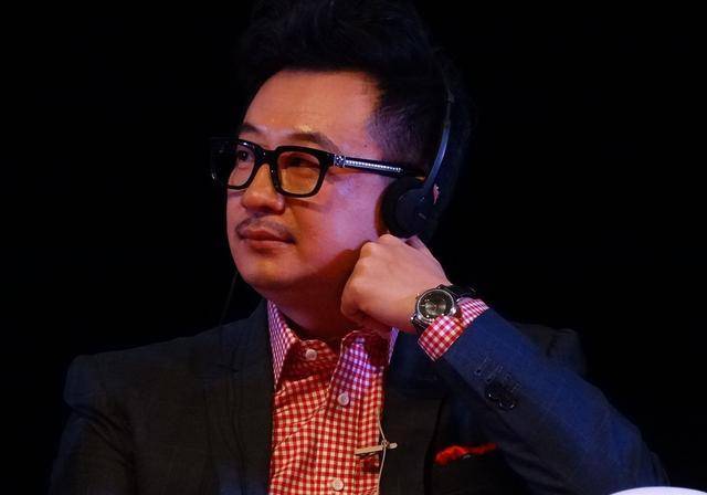 在热海期间，我遇到了我心爱的女人，没想到她已经结婚了。输了之后，她走向了不归路。