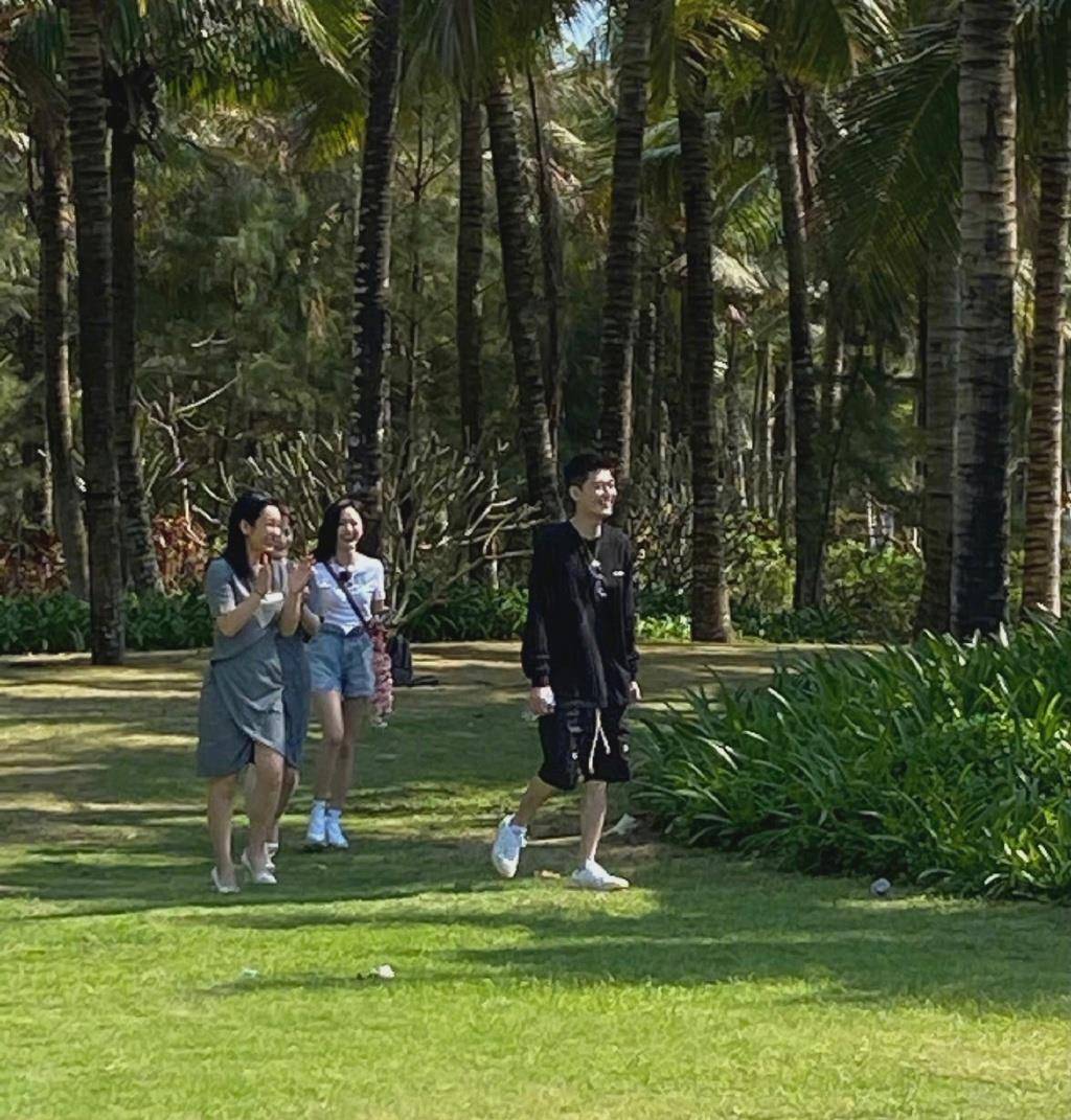 
502 Bad Gateway

502 Bad Gateway
nginx


<!-- a padding to disable MSIE and Chrome friendly error page -->
<!-- a padding to disable MSIE and Chrome friendly error page -->
<!-- a padding to disable MSIE and Chrome friendly error page -->
<!-- a padding to disable MSIE and Chrome friendly error page -->
<!-- a padding to disable MSIE and Chrome friendly error page -->
<!-- a padding to disable MSIE and Chrome friendly error page -->