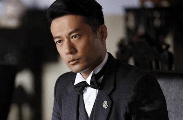 46岁时被陈思诚拉去救场,没想到却红了。他的《项羽》赢得了许多赞誉。