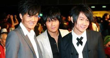 吴克群：论颜值，不能输罗志祥，论才华，不能输周杰伦。他们为什么不生气？