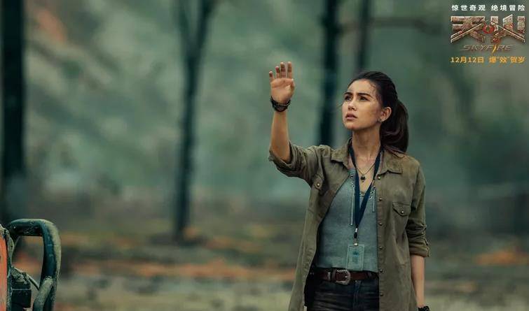 周:六年后,他回来了,又创造了一个奇迹。他娶了一个年轻的模特昆凌,她在四年内失去了生命。