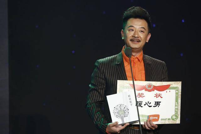 在热海期间，我遇到了我心爱的女人，没想到她已经结婚了。输了之后，她走向了不归路。