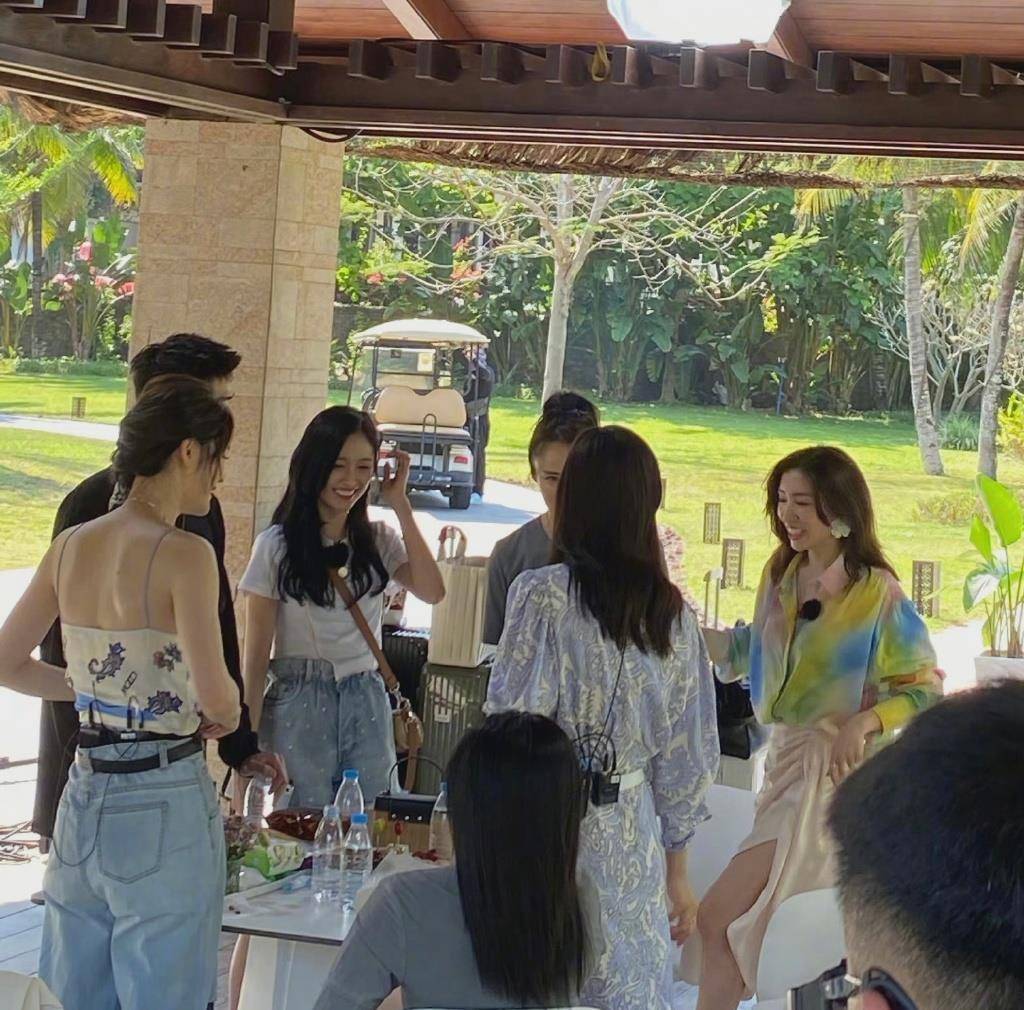 
502 Bad Gateway

502 Bad Gateway
nginx


<!-- a padding to disable MSIE and Chrome friendly error page -->
<!-- a padding to disable MSIE and Chrome friendly error page -->
<!-- a padding to disable MSIE and Chrome friendly error page -->
<!-- a padding to disable MSIE and Chrome friendly error page -->
<!-- a padding to disable MSIE and Chrome friendly error page -->
<!-- a padding to disable MSIE and Chrome friendly error page -->