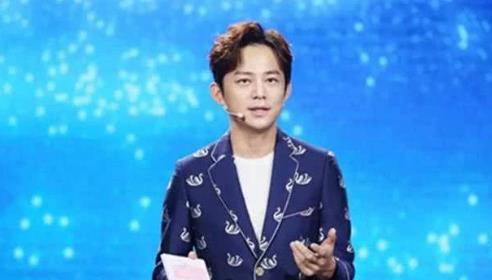 何炅:我不能没有刘海!一开始我也不信。当他撩起刘海的时候,我没想到!