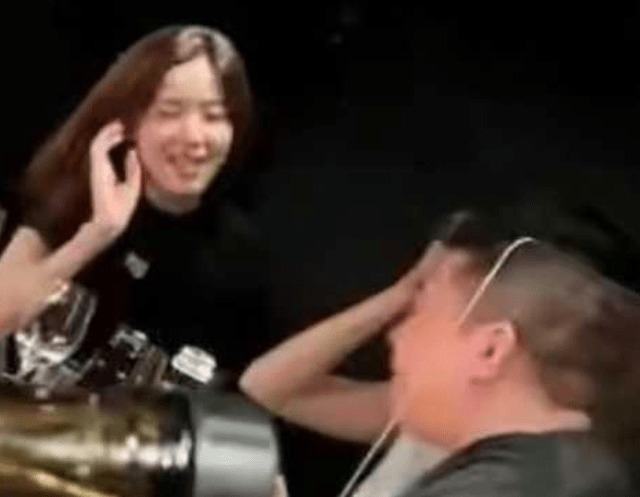 章泽天刘强东出轨(刘强东章泽天恋情曝光)