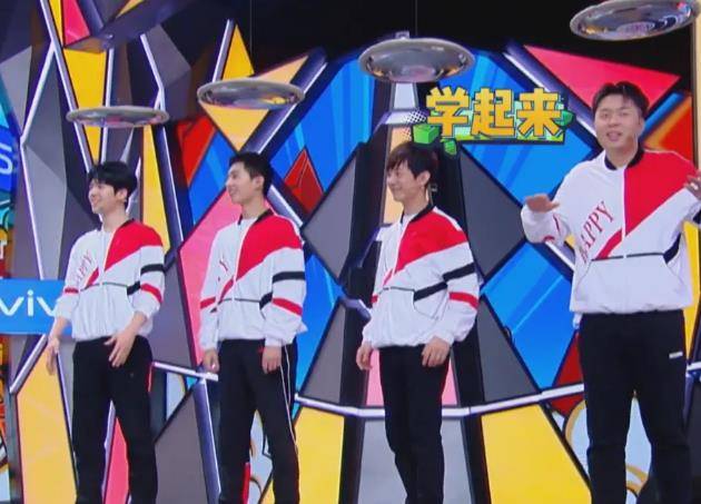 娜娜的“不专业”让人气愤。他录了一半快抄就突然离场,得知真相后哈哈大笑!