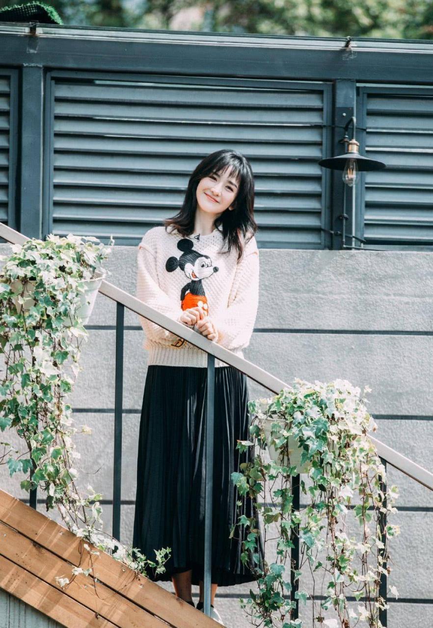 谢娜麻花辫图片(谢娜马尾辫)