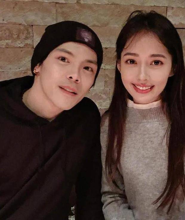 初恋归来,他竟抛下婚礼上的孕妻(当然,这些都是她的豪门老公)