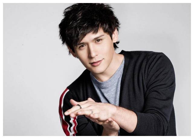 倪安东正式宣布结婚引争议!曾经在婚姻中不忠,被前妻认领,现在被嘲讽,被扶正。