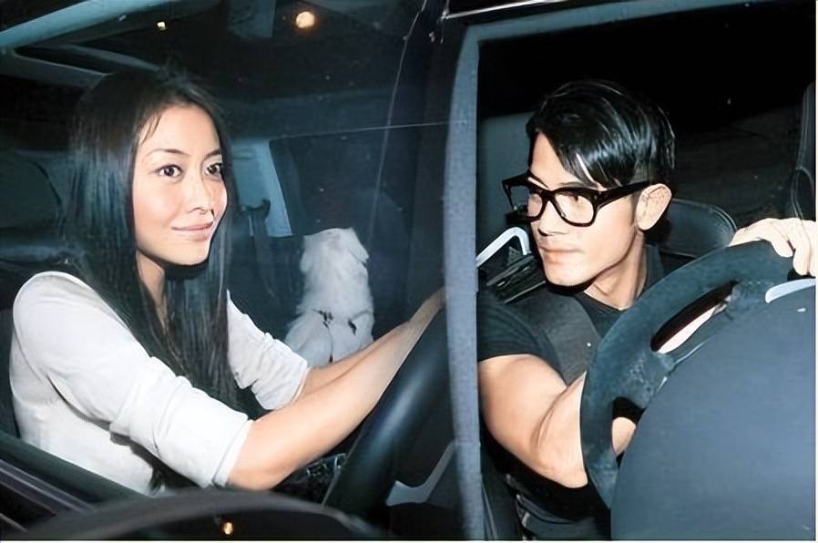 郭富城比方媛的妈妈大4岁。问怎么叫婆婆,对方尴尬地回应了一句话。