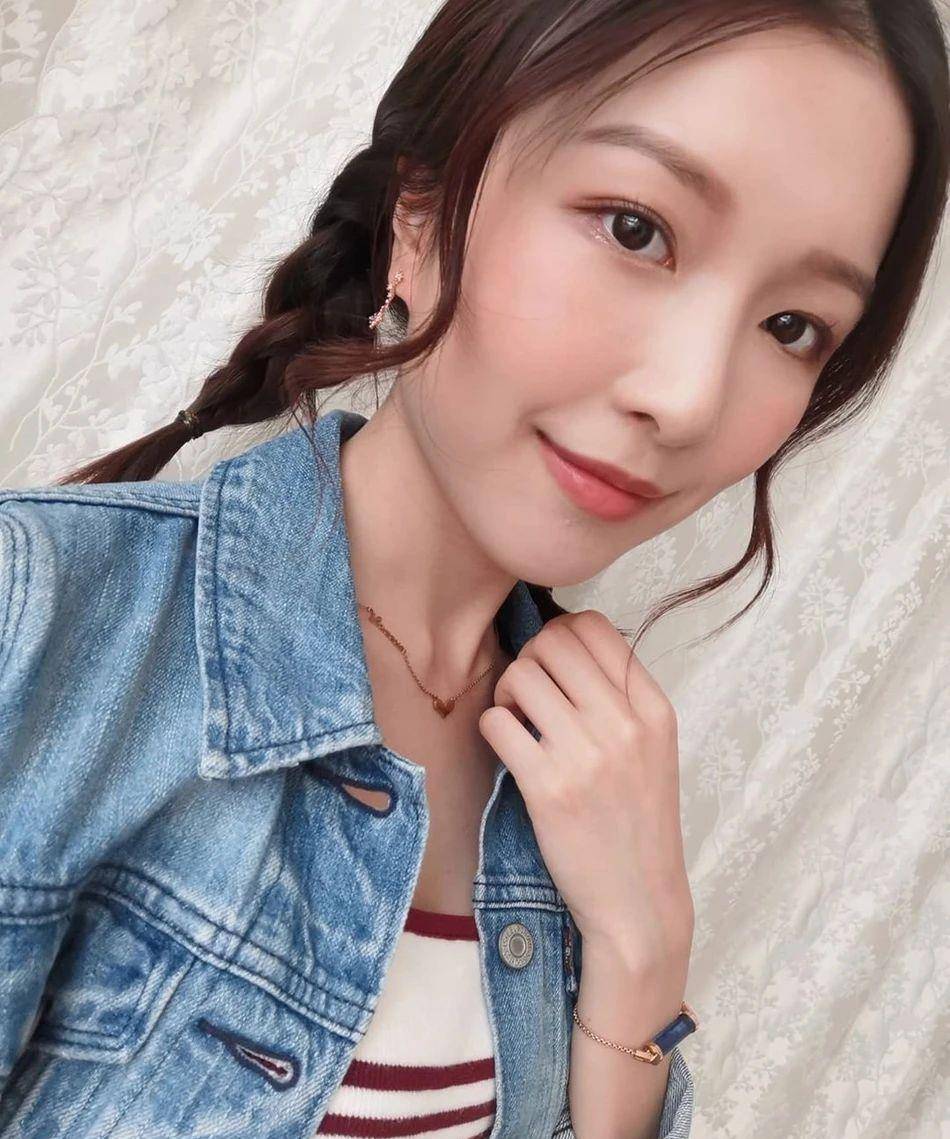 李泽楷力捧24岁美女(李泽楷女友节俭人设)