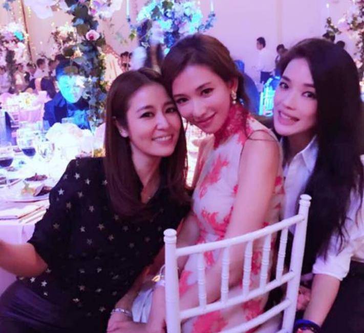 林心如19岁到44岁(林心如45岁的时候)