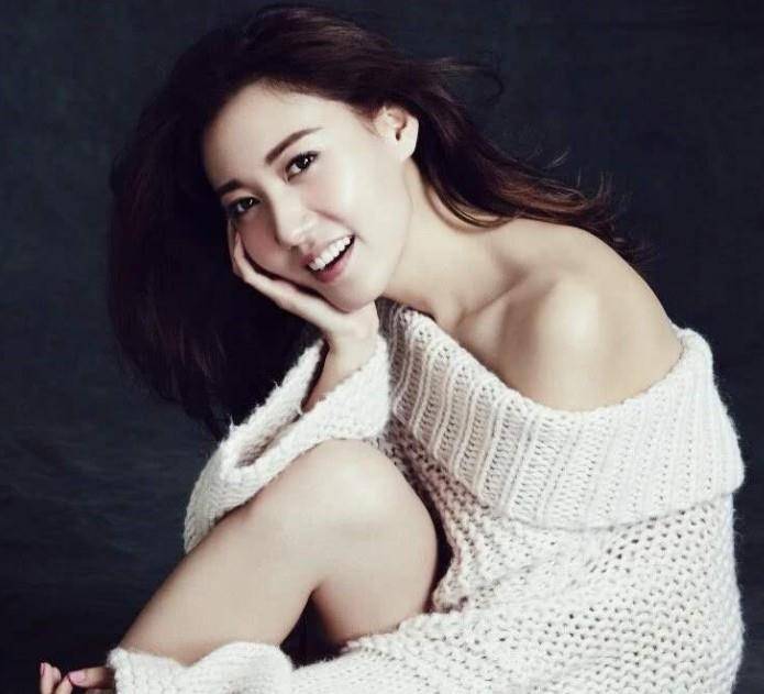 被白百合告密星途陨落,“隐退”7年后,靠演妖艳美人终于翻身(白百合复出)