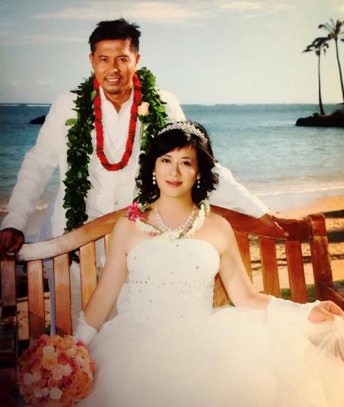 佟瑞心娶了生病发胖的夏青,夏青冒险为他生下一双儿女。现在他很快乐。