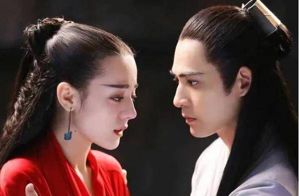 与迪丽热巴炒过cp的男星(迪丽热巴对戏的男演员)