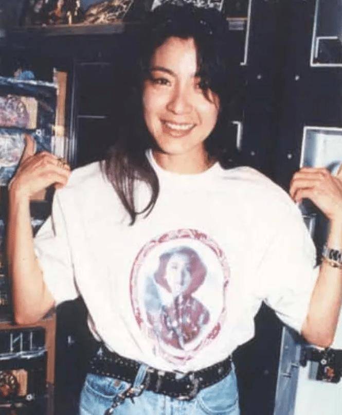 事业精彩、感情黯淡,相恋18年一直未婚,杨紫琼一生精彩纷呈(杨紫琼感情经历)