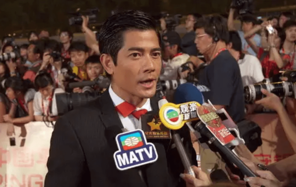 郭富城比方媛的妈妈大4岁。问怎么叫婆婆,对方尴尬地回应了一句话。