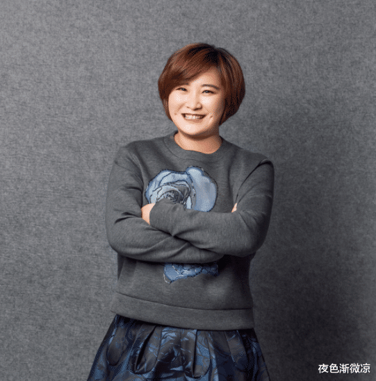 贾玲以前是不是很瘦(贾玲瘦下来有多漂亮)