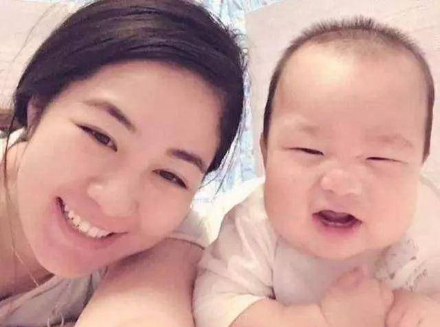 赵本山的现在的妻子(赵本山原来媳妇)