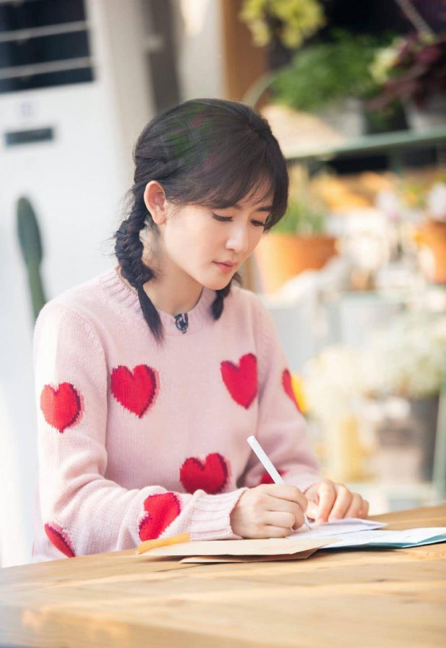 谢娜麻花辫图片(谢娜马尾辫)