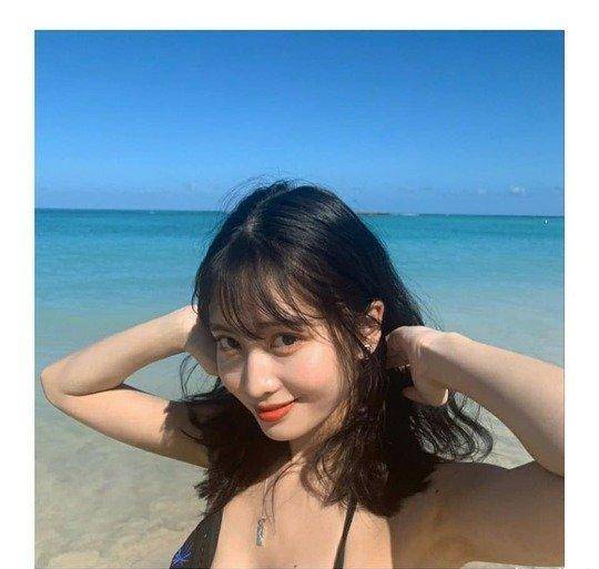 金希澈带的女团(金希澈和momo什么时候公开的)