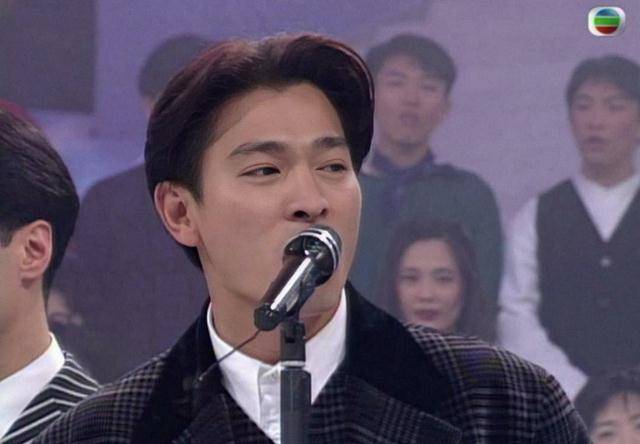 黎明现任女友(黎明与助理结婚)