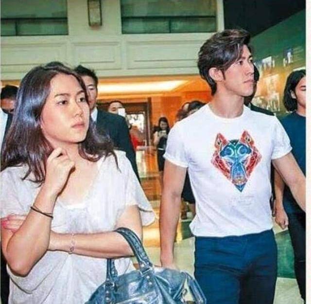 黎明现任女友(黎明与助理结婚)