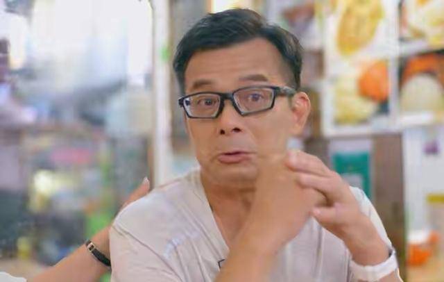 黄日华谈起他死去的妻子很感动,愿意用20元钱换他妻子的命。在她去世之前,她的妻子说她不想去王思佳。