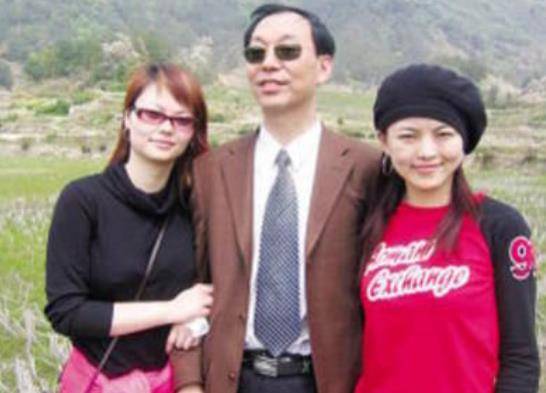 李湘家孩子(李湘和她的女儿)