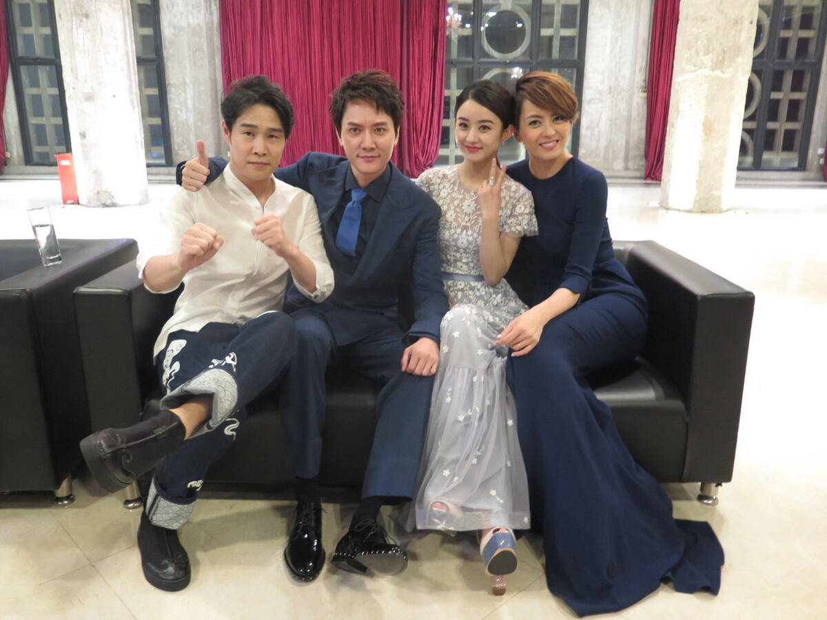 冯绍峰,赵丽颖为啥离婚(赵丽颖为什么跟冯绍峰离婚)