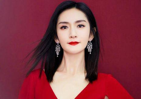 从“太阳女神”到争议不断,娜娜做了什么?黄磊曾评价:人生浅薄。