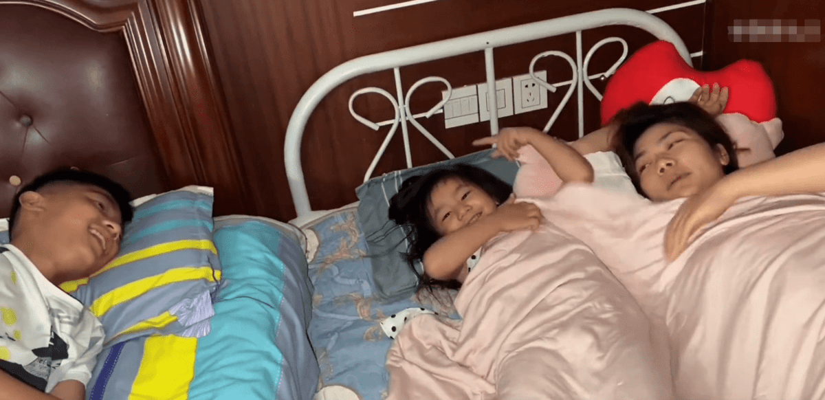 502 Bad Gateway
502 Bad Gateway
nginx
<!-- a padding to disable MSIE and Chrome friendly error page -->
<!-- a padding to disable MSIE and Chrome friendly error page -->
<!-- a padding to disable MSIE and Chrome friendly error page -->
<!-- a padding to disable MSIE and Chrome friendly error page -->
<!-- a padding to disable MSIE and Chrome friendly error page -->
<!-- a padding to disable MSIE and Chrome friendly error page -->