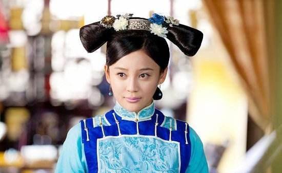 曾经因为长相漂亮被老师“催”去当演员,现在却因为长相完美而喘不过气来!