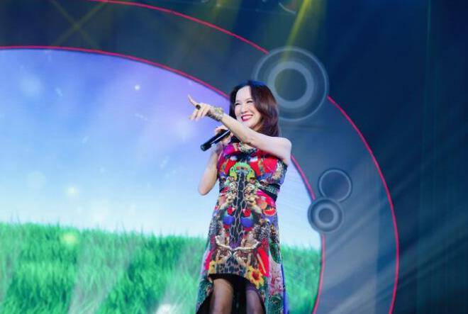 歌手郑绪岚多大年龄了(歌唱演员郑绪岚多大年龄)