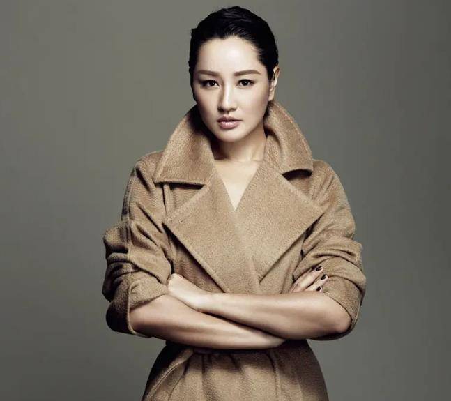 李亚鹏模特女友(李亚鹏超模女友)