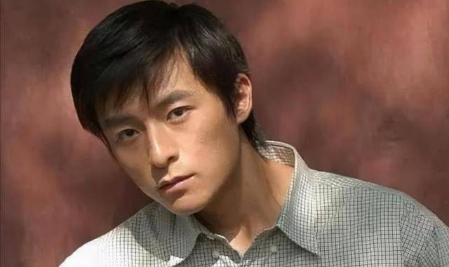 朱雨辰和他妈妈(朱雨辰有爸爸吗)