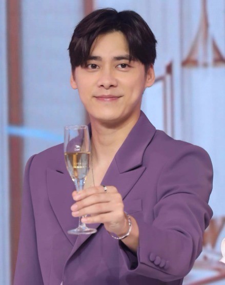 为什么李易峰被甩(李易峰掉粉)