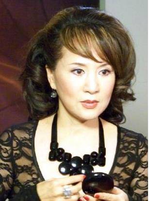 歌手郑绪岚多大年龄了(歌唱演员郑绪岚多大年龄)