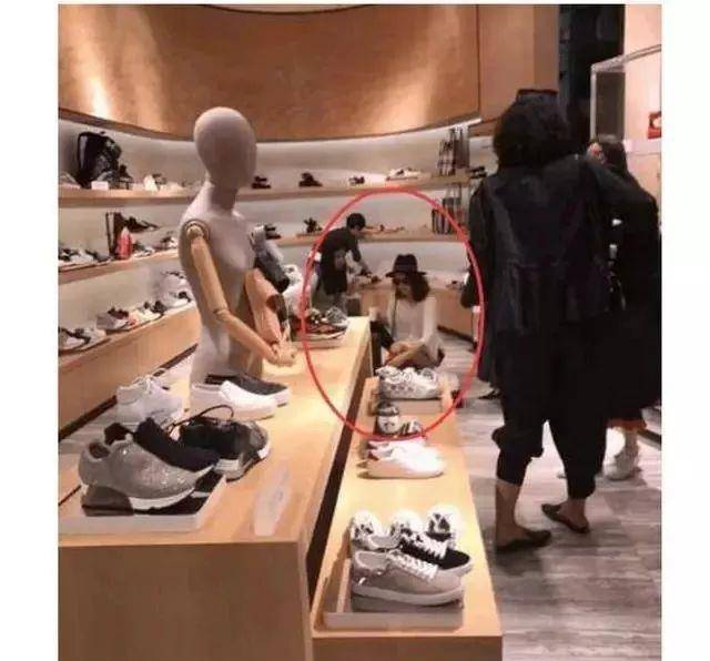 章子怡是后妈(章子怡才40岁)